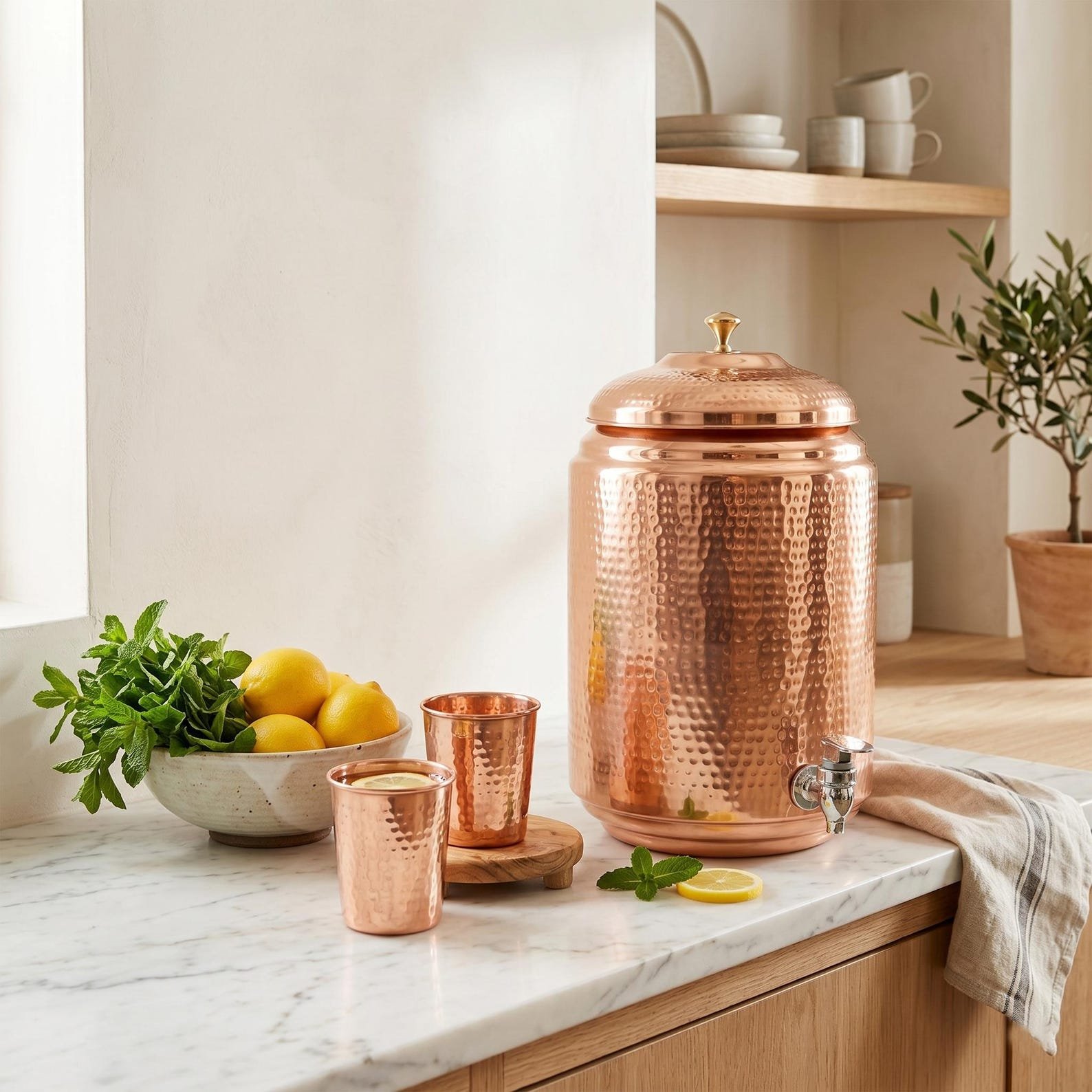 Handmade Hammered Copper Water Dispenser Set – Dispenser, 1 L Bottle & 6 Glasses - Image 3